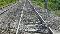 Ж/д пути в Воронежской области подорвали прямо перед прохождением поезда