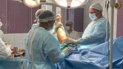 Сахалинские травматологи освоили частичное эндопротезирование колена