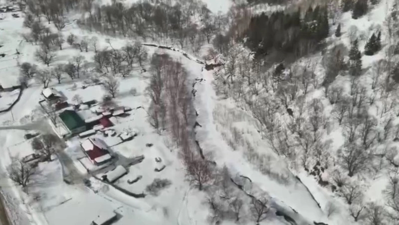 В Корсаковском районе при помощи дрона оценили состояние реки в преддверии паводка