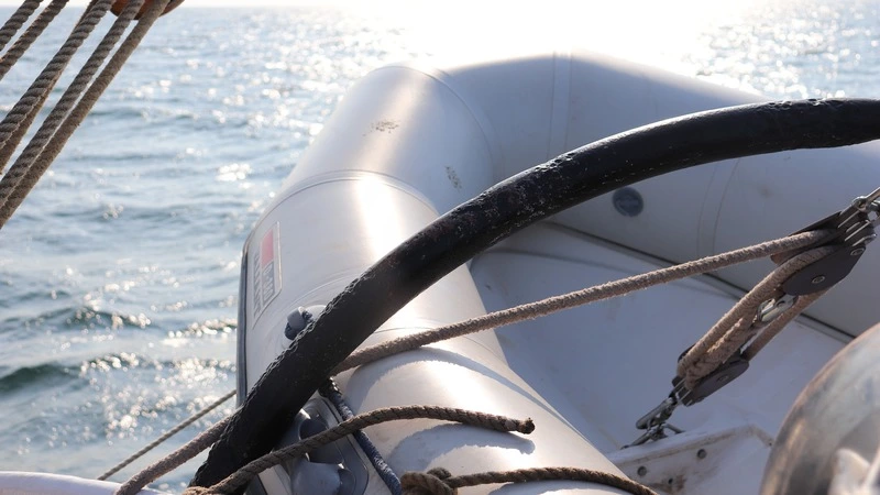 Пропавшего в Макаровском районе рыбака будут искать при помощи беспилотника с тепловизором