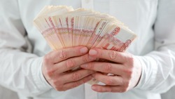 Подрядчику необоснованно выплатили 1,5 млн рублей на ремонт водохранилища в Макарове