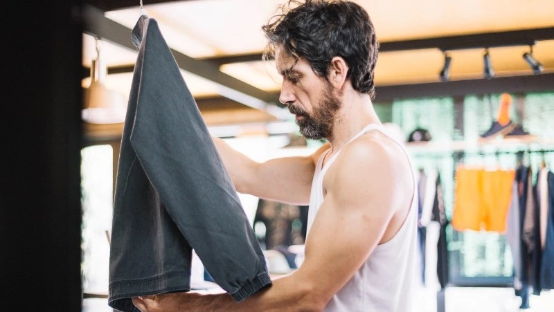 Самый «спортивный» регион: житель Сахалина вынес из магазина пару горнолыжных курток