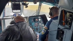 Спасатели МЧС продолжают поиски пропавших членов экипажа перевернувшегося судна на Сахалине