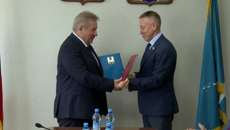 Депутаты из Ханты-Мансийска удивились объемам строительства жилья на Сахалине