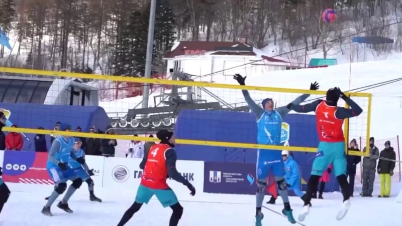 На Сахалине стартует этап Открытого Кубка России по волейболу на снегу