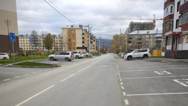 Сергей Надсадин проверил, как продвигается благоустройство улицы Науки 