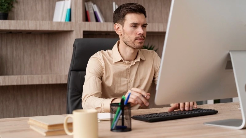 Попасть на рынок госзаказа стало проще: сервис Сбера поможет малому бизнесу выйти на торги