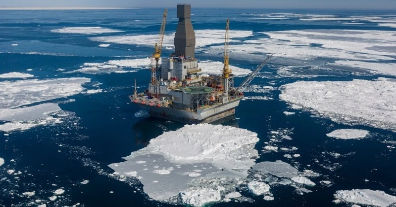 «Вечерами плакали под душем»: вахтовик рассказал о работе на Сахалине