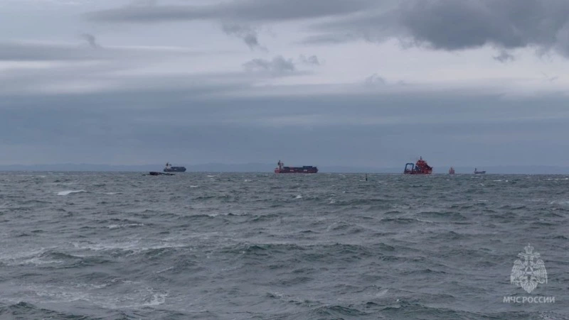 Сухогруз «Григорий Ловцов» полностью затонул в порту Корсакова