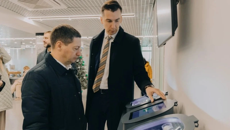 Открылся обновленный офис Сбера в Южно-Сахалинске