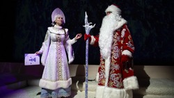 Жители Южно-Сахалинска полюбовались новогодней сказкой в городском театре кукол
