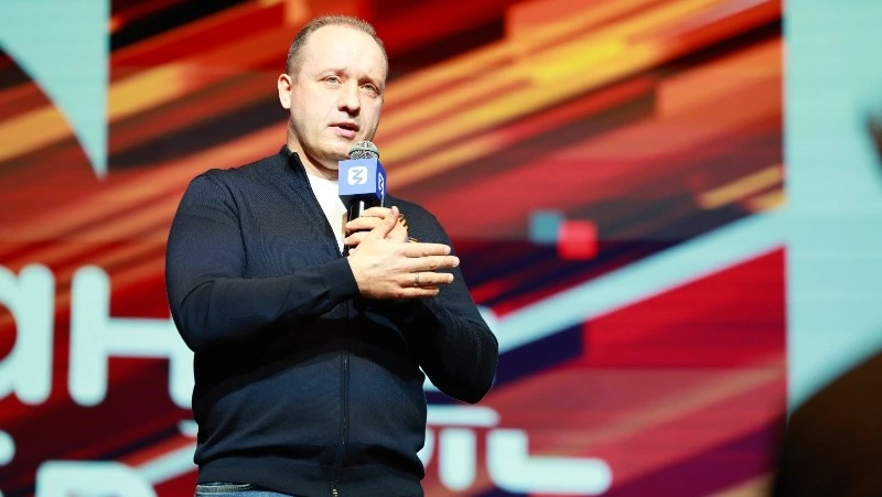 «Путь космонавта» в любой профессии: Александр Мисуркин поделился опытом со студентами Сахалина