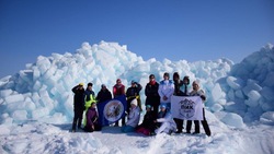 Студенты СахГУ покорили пик Смелый во время путешествия в бухту Тихую на Сахалине 