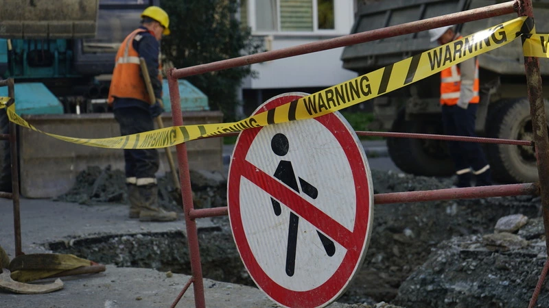 В Долинске работники теплоснабжающей компании «выбили» зарплату через суд