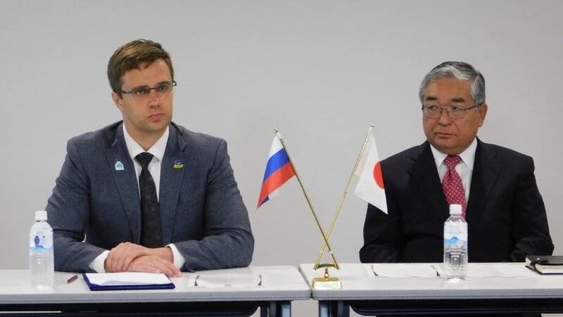 Анива и Хигасикава наконец подписали побратимское соглашение