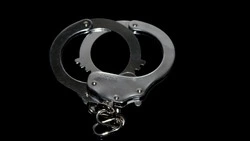 Полицейские пресекли канал поставки наркотиков на Сахалин из Хабаровского края