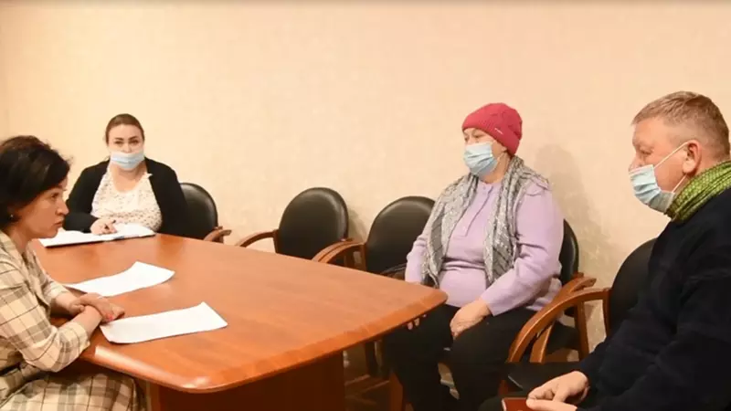 Губернатор заставил мэрию Южно-Курильска искать новое жилье семейной паре с Кунашира