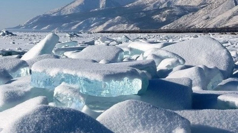 В заливе Мордвинова опасно: ожидаются подвижки и взломы припая