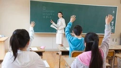 Нелегкая жизнь японского учителя: высокие зарплаты, уважение общества и чрезмерная нагрузка