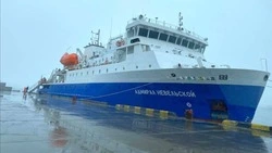 Пять дополнительных рейсов и семь судозаходов на Курилы ввели в июле и августе