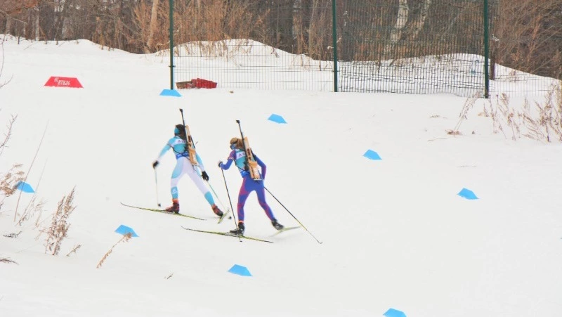Сахалинская биатлонистка Анастасия Томшина выиграла масс-старт чемпионата России