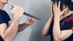 Житель Холмска предстанет перед судом за причинение вреда здоровью знакомым