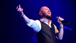 Ярослав Сумишевский собрал аншлаг на концерте в Углегорске 19 апреля