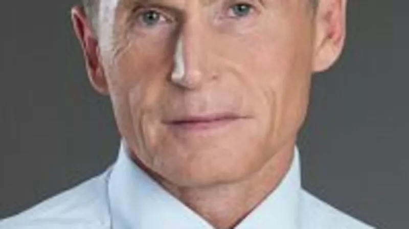 Олег Кожемяко поздравляет сахалинцев и курильчан с Днем ВМФ