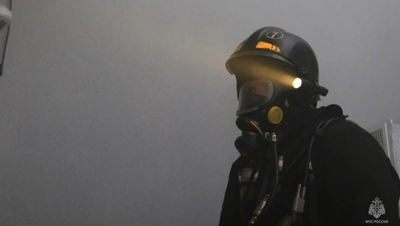 Баня загорелась вечером 27 мая в Корсакове 