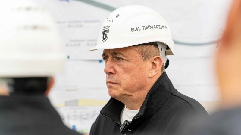 Строительство участка улицы в Южно-Сахалинске ускорят на два месяца по требованию губернатора