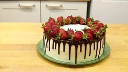 Торт «Сливочный» со вкусом мороженого: простой рецепт на Новый год