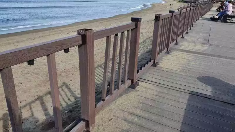 Новую набережную в Охотском уже разломали. Фото