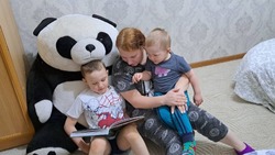 Семья из Томаринского района приняла участие во Всероссийском проекте «Всей семьей»