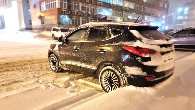 Циклон с ураганами принесет на Сахалин до 10-15 см осадков за полсуток