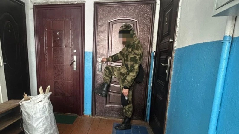 Жителя Северо-Курильска будут судить за побои и угрозу убийством 