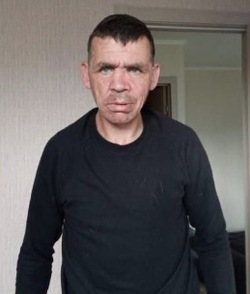 На Сахалине ищут пропавшего месяц назад 41-летнего мужчину в черной шапке