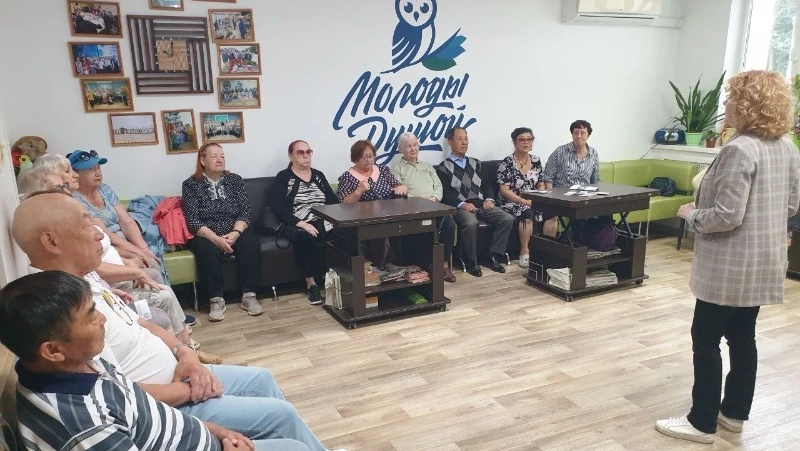 Пенсионерам Южно-Сахалинска рассказали о важности ЗОЖ в преклонном возрасте