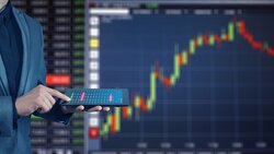 Российскую экономику скорректирует вторая волна COVID-19