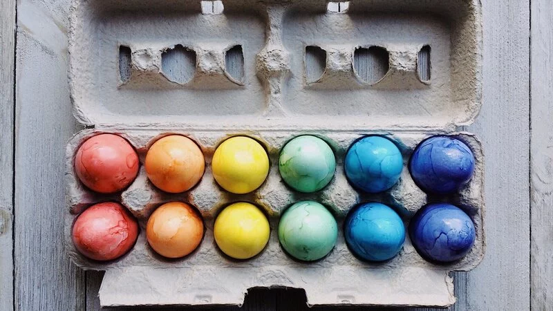 Пора красить яйца: 9 секретов декора пасхального блюда для сахалинцев и курильчан