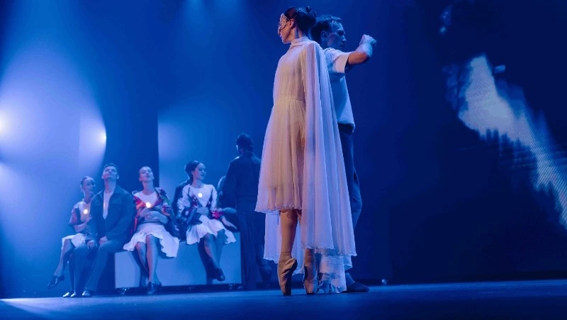 На Сахалине прошла премьера первого в России балета с использованием искусственного интеллекта