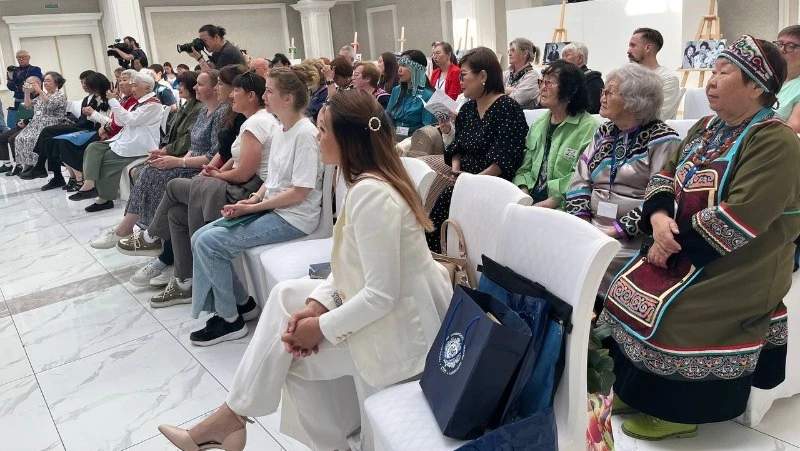 Японцы, финны и китайцы посетили конференцию «Фольклор палеоазиатских народов» в Южно-Сахалинске