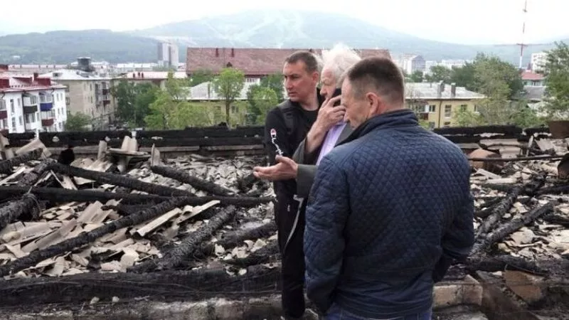 Погорельцам Южно-Сахалинска начали выплачивать компенсации