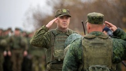 Военнослужащим с Сахалина вручили ордена и медали за проявленный в зоне СВО героизм
