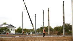 Сергей Надсадин потребовал завершить в этом году строительство «умной» спортплощадки в Дальнем