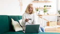 Почти треть жителей ДФО совершают крупные покупки на сайтах с объявлениями